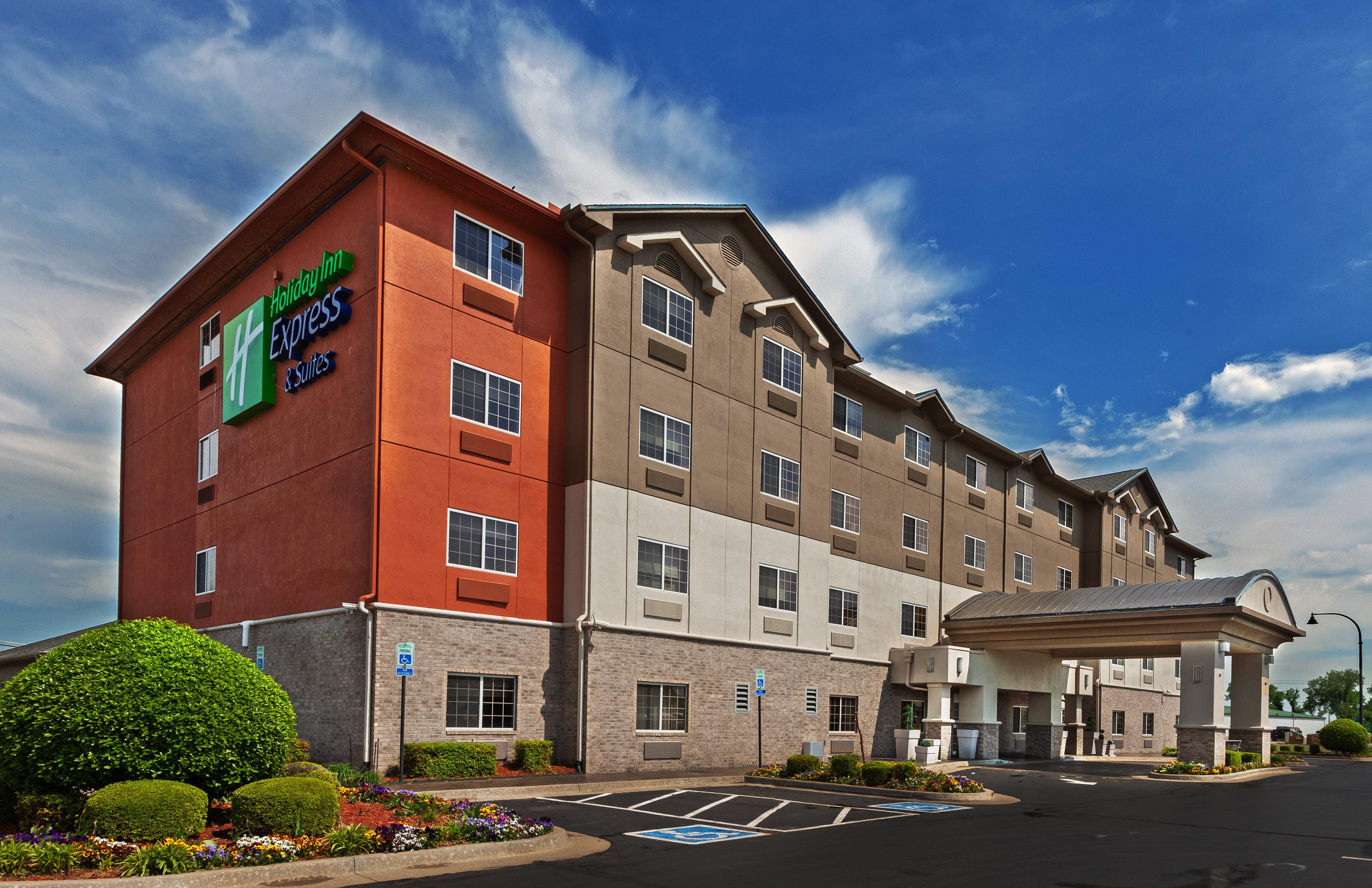 Holiday Inn Express Hotel And Suites Jenks By Ihg Exterior photo