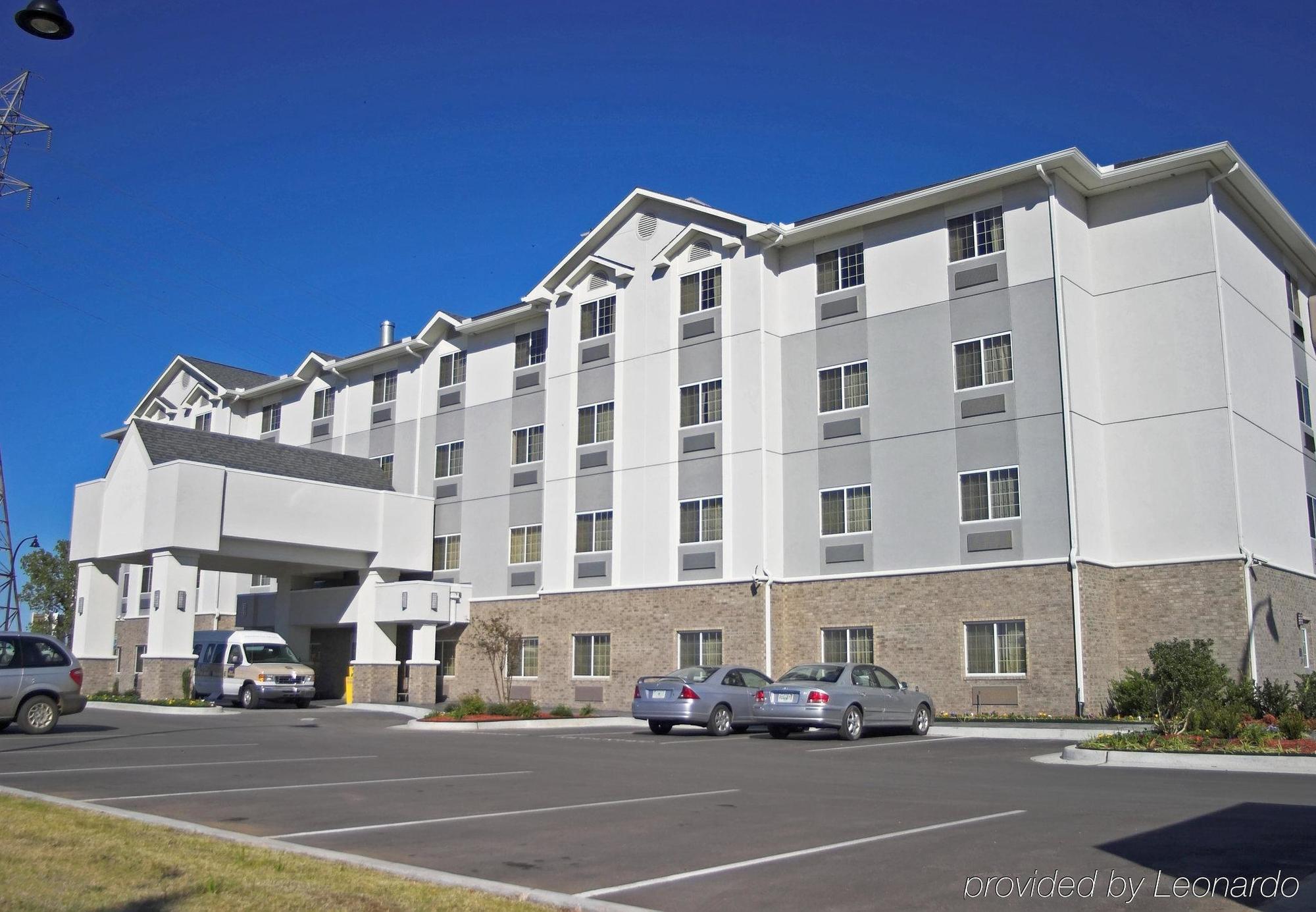 Holiday Inn Express Hotel And Suites Jenks By Ihg Exterior photo