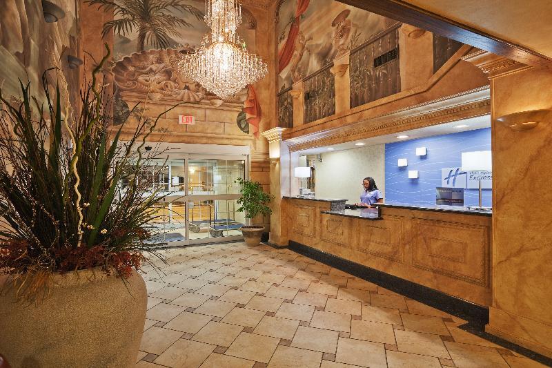 Holiday Inn Express Hotel And Suites Jenks By Ihg Exterior photo